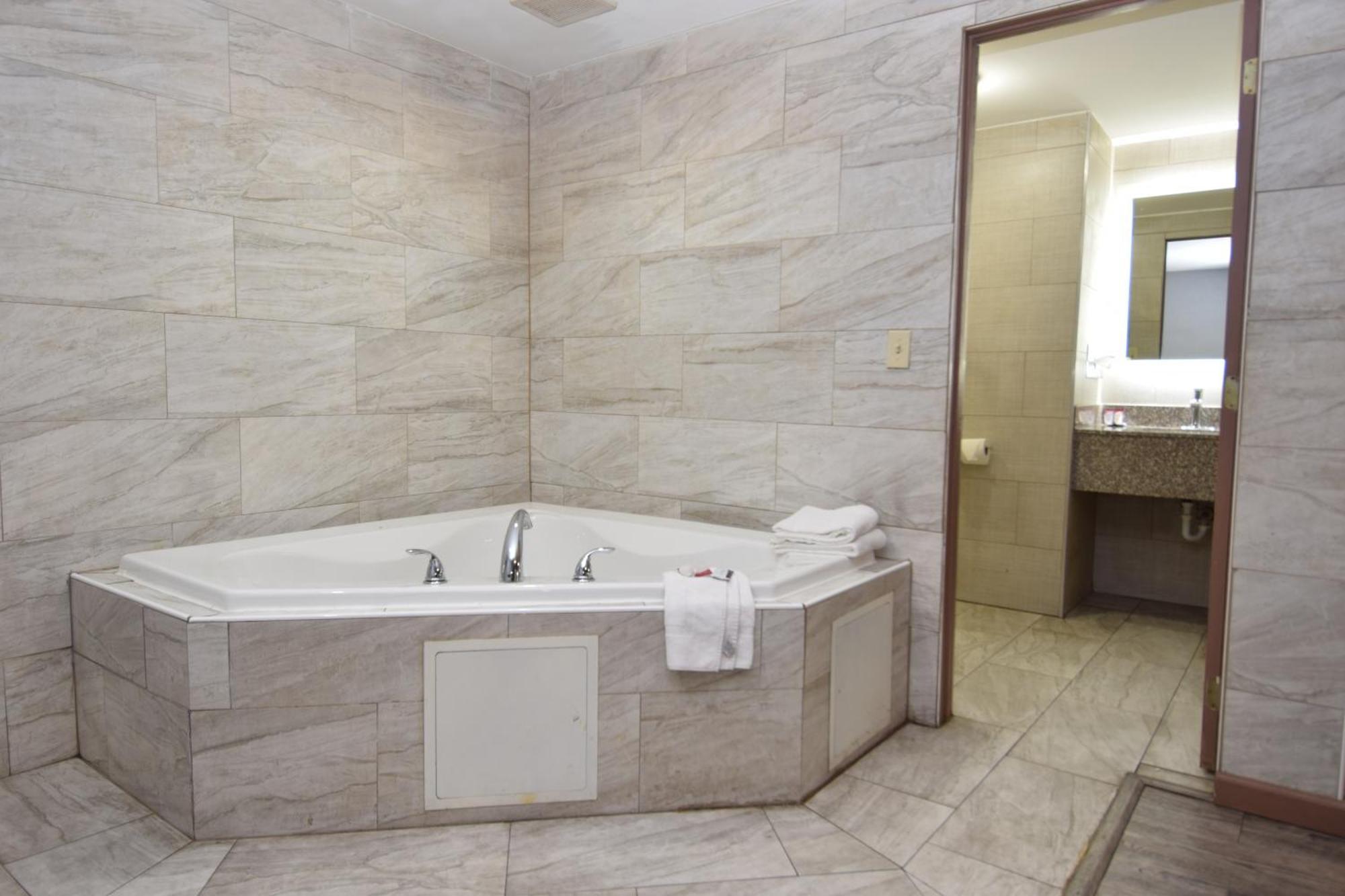 University Manor Inn Buffalo Ngoại thất bức ảnh