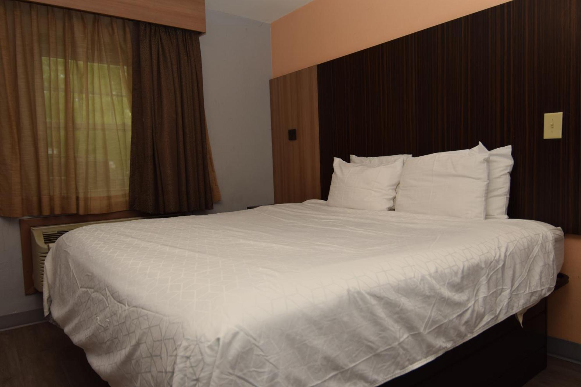 University Manor Inn Buffalo Ngoại thất bức ảnh