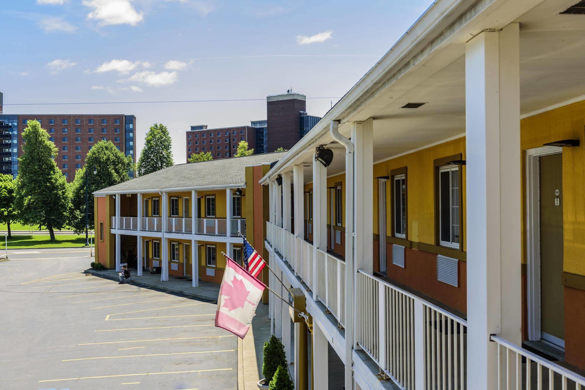 University Manor Inn Buffalo Ngoại thất bức ảnh